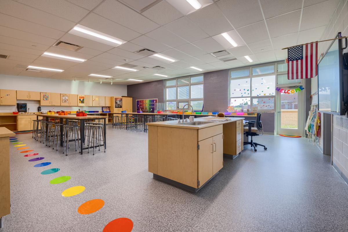 Elementary students thrive in new BloomCarroll facility Summit